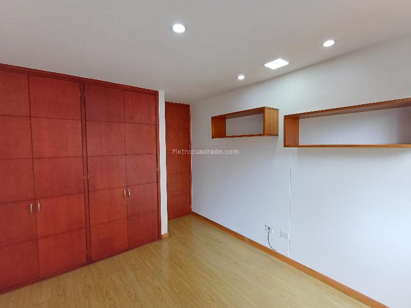 Apartamento Cómodo de 2 Alcobas en Lalinde, El Poblado - 9