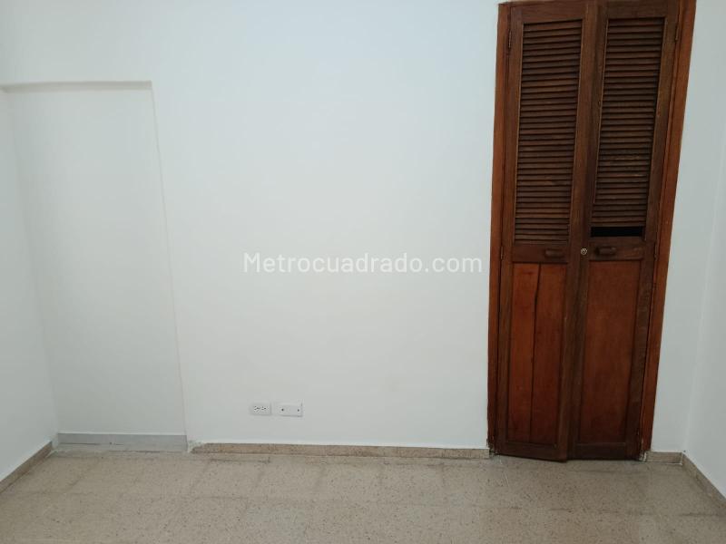 Versatile 4BR House for Rent in Laureles - 3