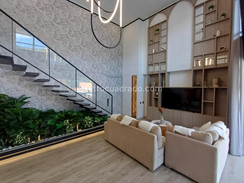 Spacious 3BR Penthouse in Las Palmas - 6