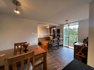 Apartamento de 2 alcobas en venta en Rionegro, Rionegro, 48 m² · foto 2 de 13