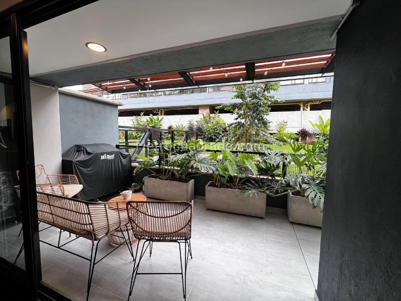 2BR Apartment in El Retiro (80 m²) - 2