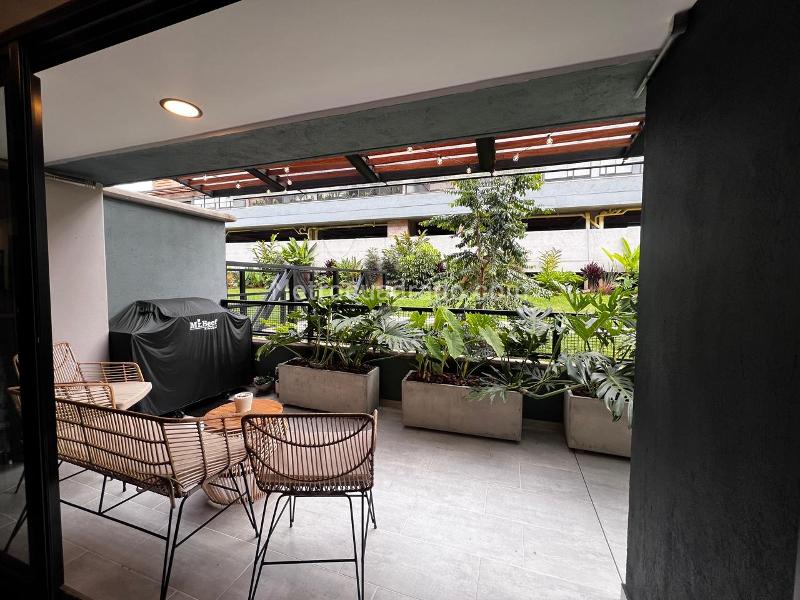 2BR Apartment in El Retiro (80 m²)