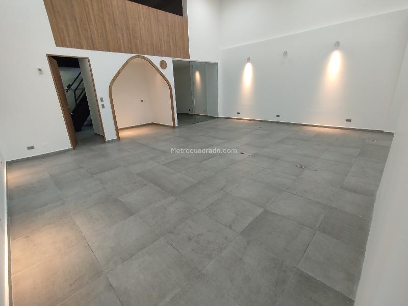 Local Comercial en Arriendo, Barrio Colombia, Medellín - Widok 3