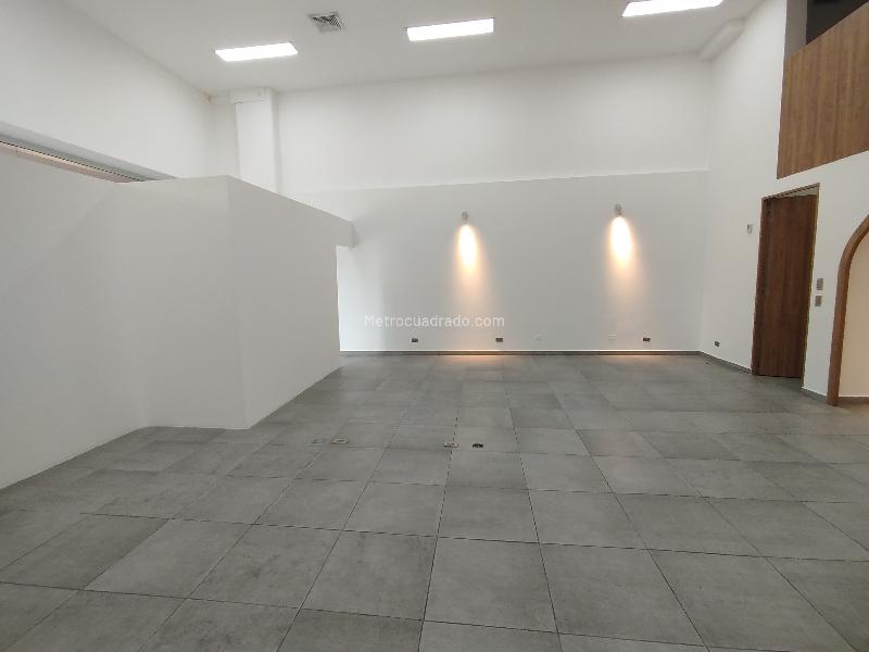 Local Comercial en Arriendo, Barrio Colombia, Medellín - Więcej