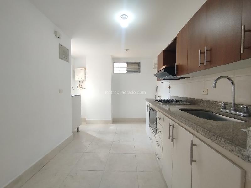 Apartamento Luminoso de 3 Alcobas en La Frontera M - 6