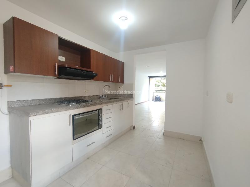 Apartamento Luminoso de 3 Alcobas en La Frontera M - 8