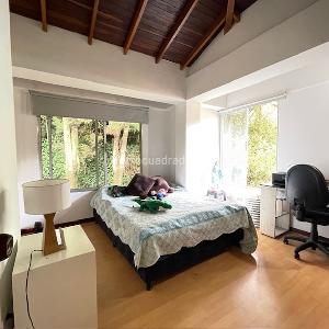 Casa de 4 alcobas en venta en Loma Del Escobero, Envigado, 807 m² · foto 16 de 20