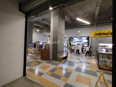 Retail space for rent in Bello, Bello
