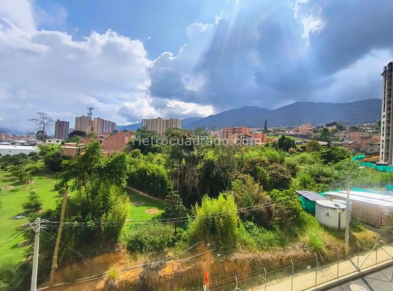 Apartamento en Arriendo de 2 Alcobas en San Antonio de Prado con Zonas Verdes - 7
