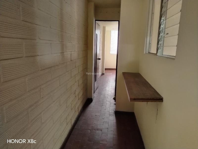 Spacious 4BR Apartment in Santa Teresita - 5