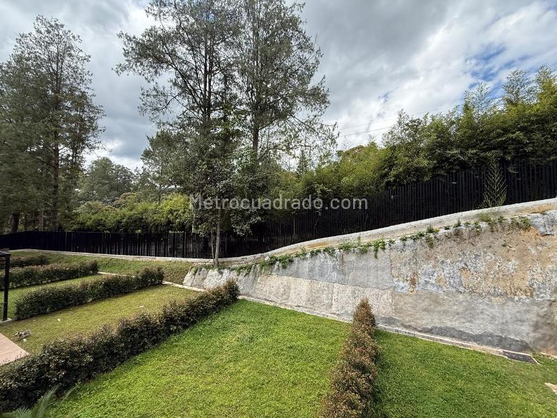 1BR Apartment in Vereda La Fe (72 m²) - 3