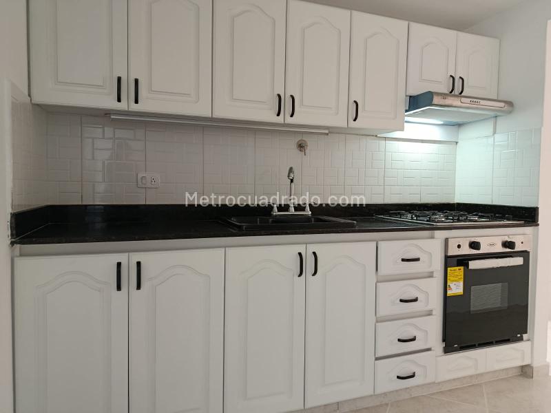 Apartamento en Arriendo, Bosques De Zuñiga, Envigado - 2