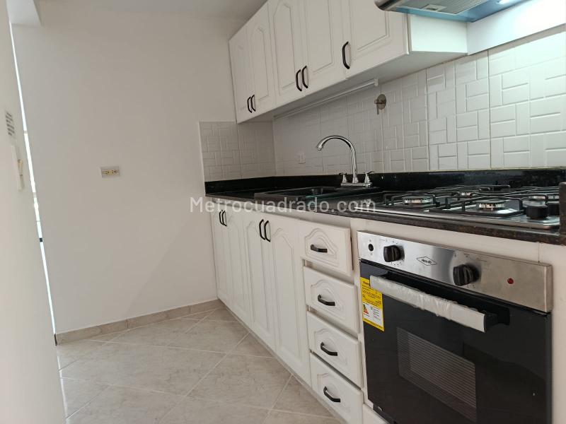 Apartamento en Arriendo, Bosques De Zuñiga, Envigado - 4