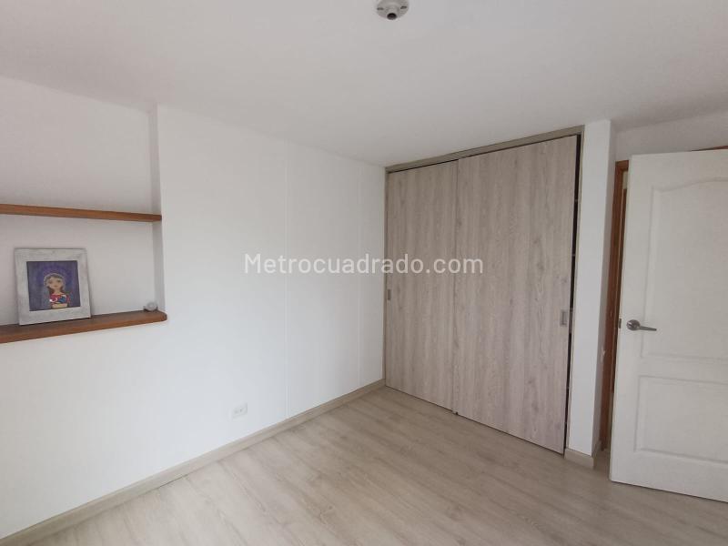 Apartamento amplio de 3 Alcobas en Transversal Superior - 9