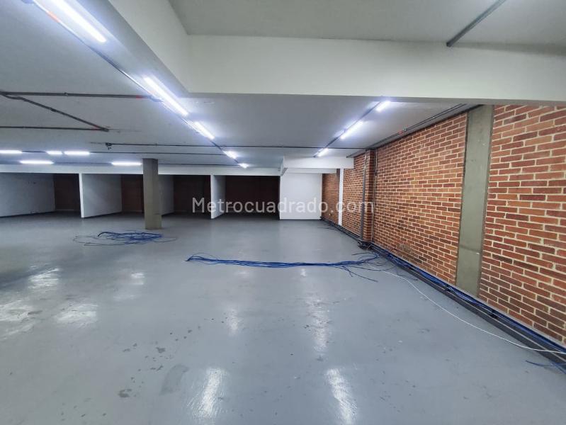 Oficina en Arriendo, Montevideo, Bogotá D.C. - Más