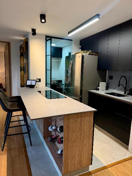 Apartamento en Arriendo de 2 Alcobas en Los Balsos, El Poblado - 3