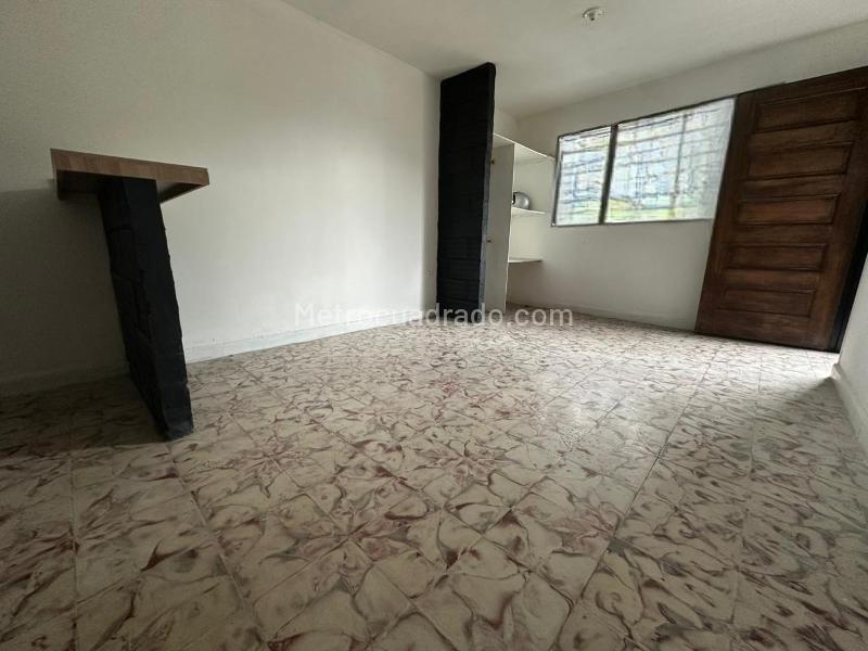 Estudio de 14 m² en Arriendo en Castilla, Medellín - 6