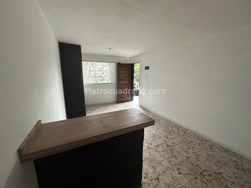 Estudio de 14 m² en Arriendo en Castilla, Medellín - 7