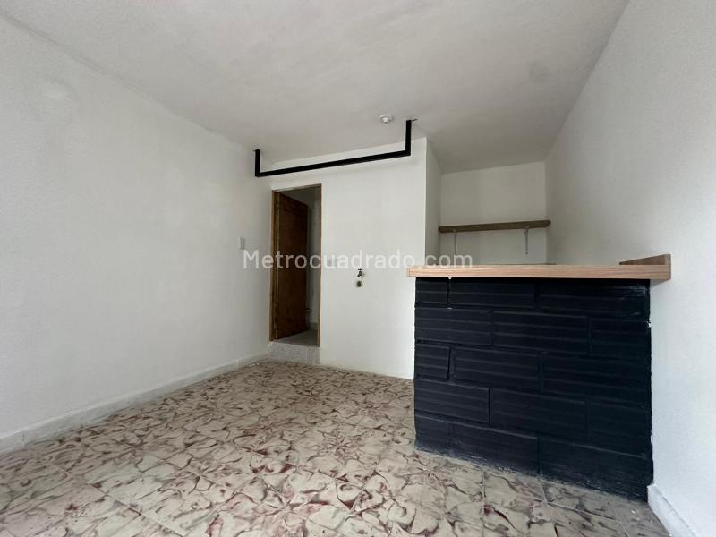 Estudio de 14 m² en Arriendo en Castilla, Medellín - 8