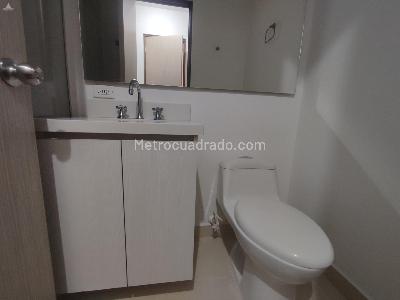 Apartamento de 3 alcobas en venta en Sabaneta, Sabaneta, 78 m² · foto 13 de 20