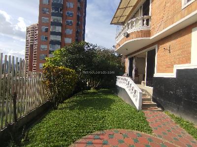 Casa de 4 alcobas en arriendo en Las Palmas M, Medellín, 323 m² · foto 7 de 20