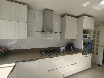 Casa de 4 alcobas en arriendo en Las Palmas M, Medellín, 323 m² · foto 9 de 20