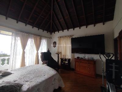 Casa de 4 alcobas en arriendo en Las Palmas M, Medellín, 323 m² · foto 18 de 20