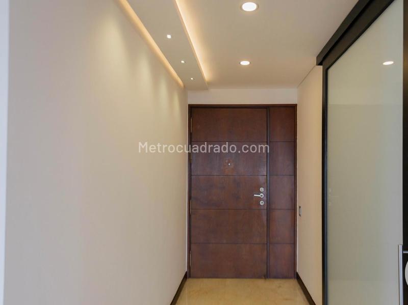 Spacious 3BR Apartment in La Calera - 6