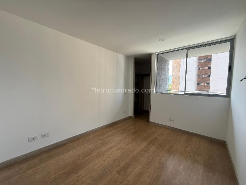 Modern 1BR Apartaestudio with Balcony in Ciudad del Río - 9