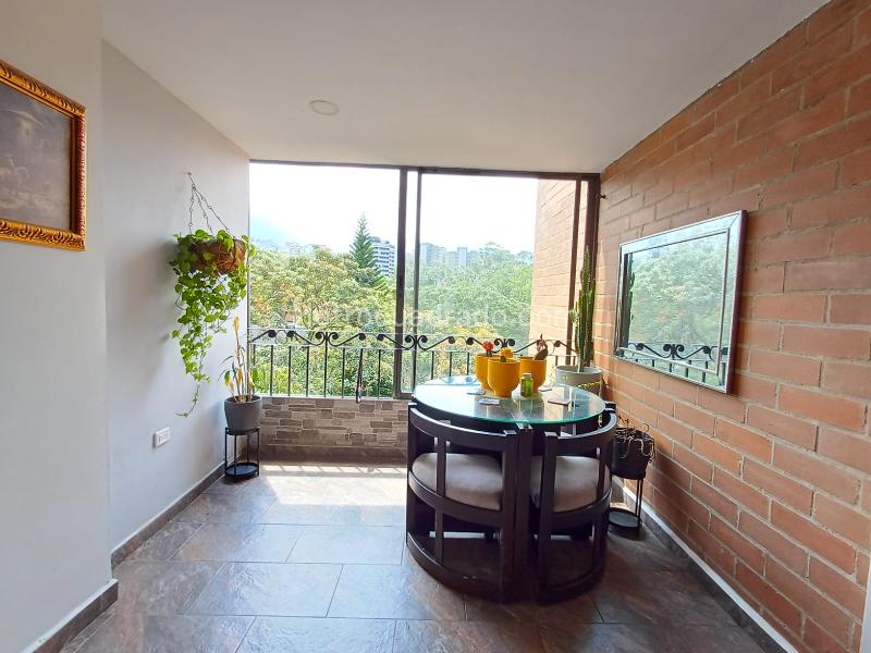Apartamento de 3 Alcobas en La Frontera M, El Poblado - 2