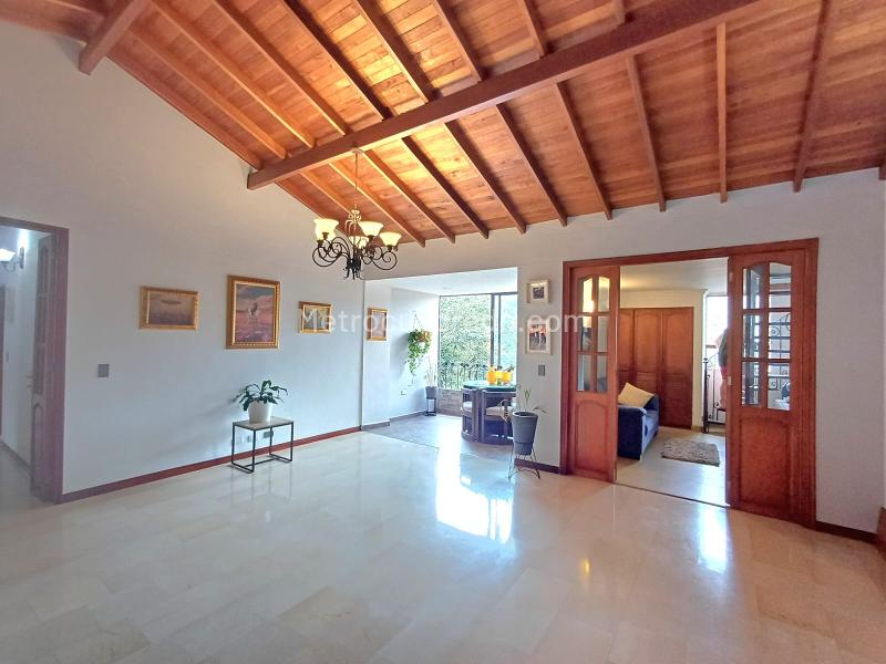 Apartamento de 3 Alcobas en La Frontera M, El Poblado - 9