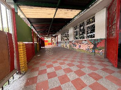 Casa de 5 alcobas en venta en La Camelia, Bogotá, 450 m² · foto 10 de 20