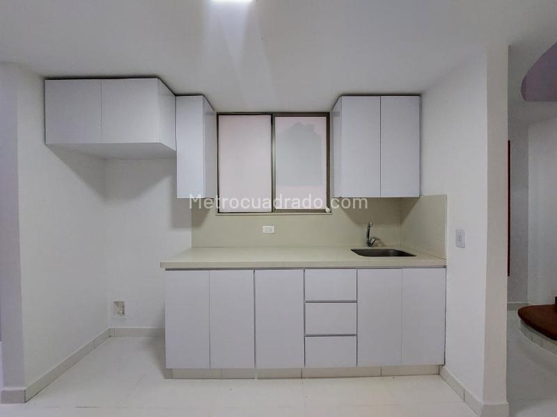 Espectacular Apartamento de 3 Alcobas en El Tesoro - 8