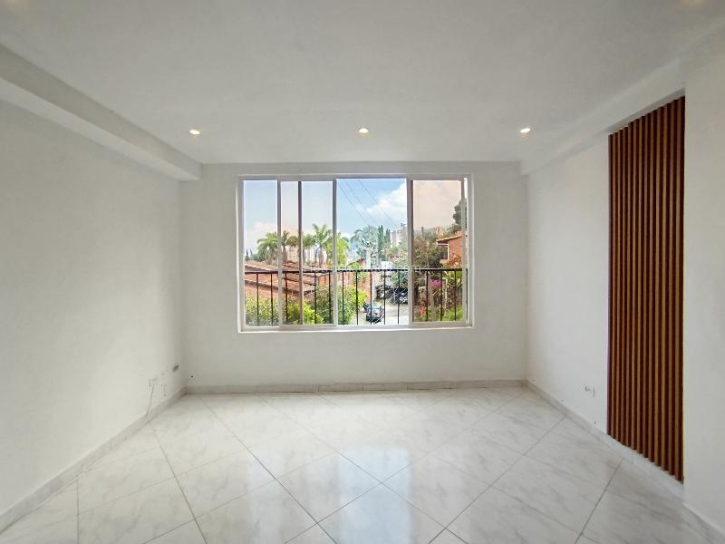 Apartamento Amplio de 2 Alcobas en Los González, El Poblado