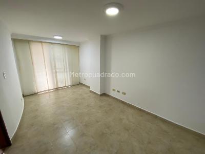 Apartamento de 2 alcobas en arriendo en Virgen Del Carmen, Sabaneta, 94 m² · foto 3 de 17