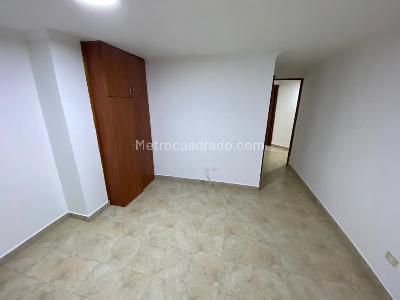 Apartamento de 2 alcobas en arriendo en Virgen Del Carmen, Sabaneta, 94 m² · foto 13 de 17