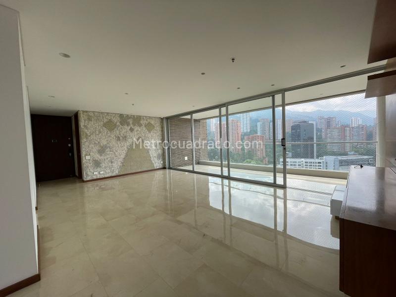 Furnished 4BR Apartment for Rent in La Calera, El Poblado