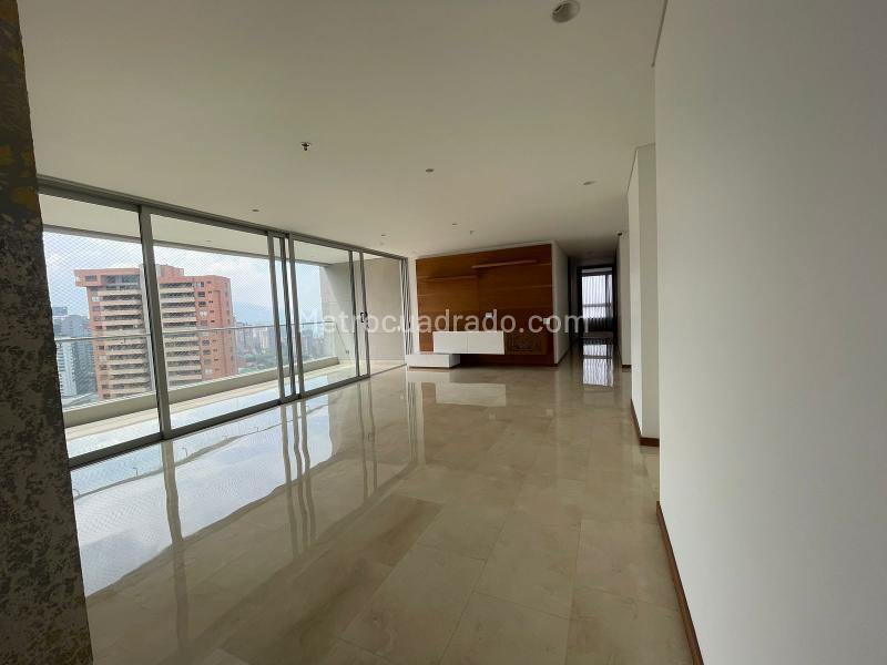 Furnished 4BR Apartment for Rent in La Calera, El Poblado - 2