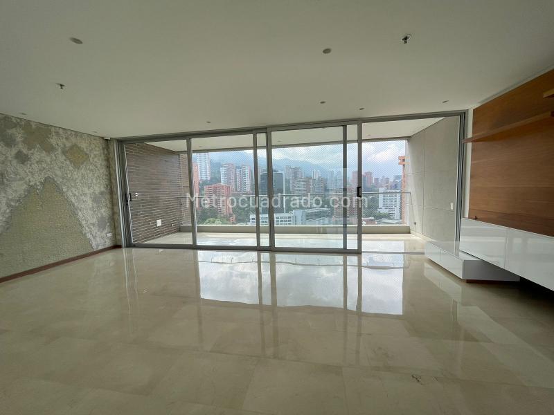 Furnished 4BR Apartment for Rent in La Calera, El Poblado - 4