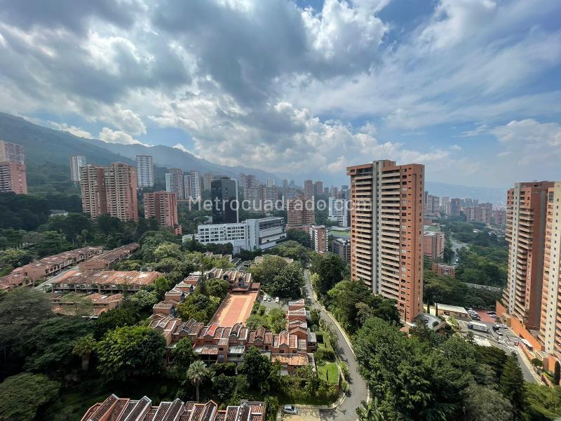 Furnished 4BR Apartment for Rent in La Calera, El Poblado - 9