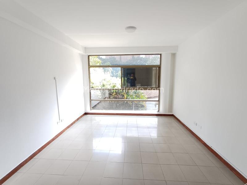 Oficina en Arriendo, Santa Maria De Los Angeles, Medellín – další