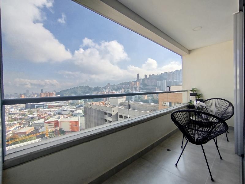 Apartamento Amoblado de 2 Alcobas en Barrio Colombia, El Poblado - 7