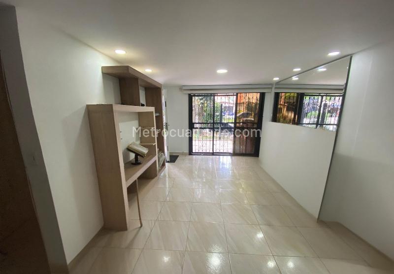 Spacious 4BR House in La Floresta - 2