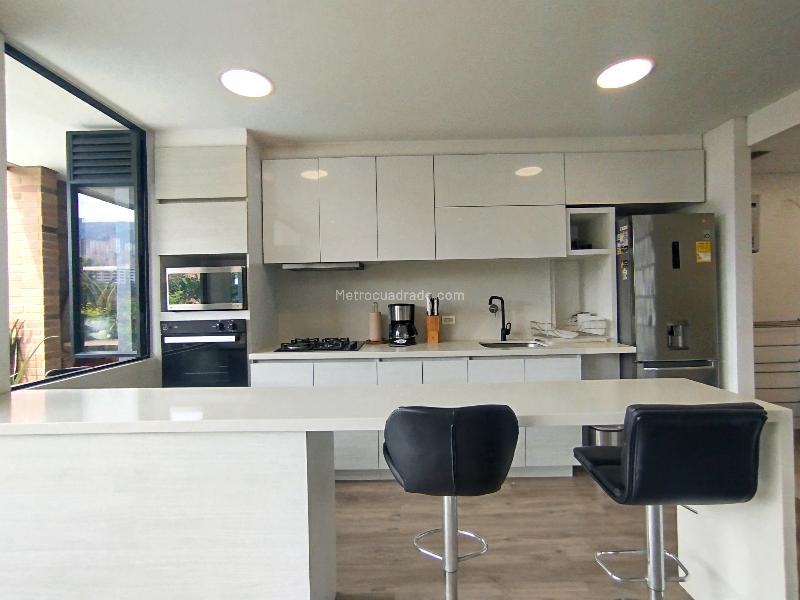 Apartamento Luminoso de 2 Alcobas con Gimnasio en Lalinde - 9