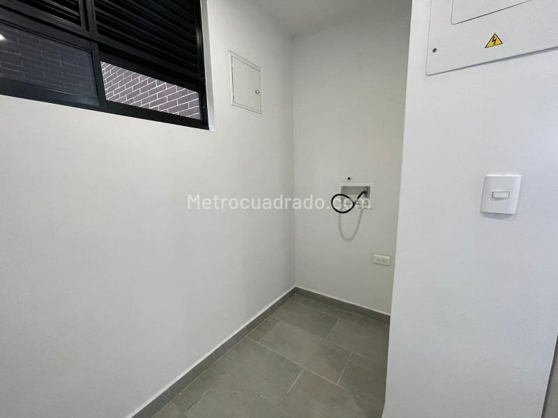 Apartamento de 1 Alcoba en Manila con 2 Baños - 7