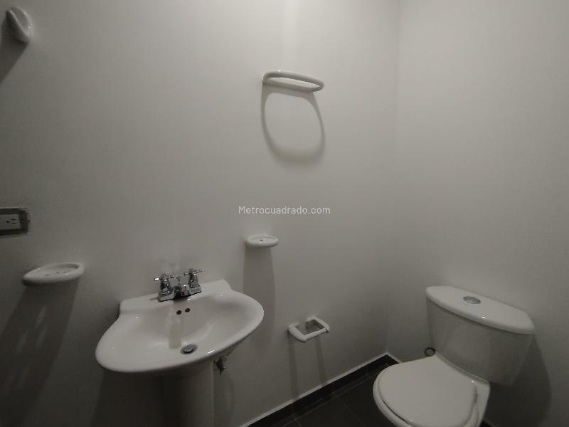 Spacious 2BR Apartment in Loma De Los Parras - 8