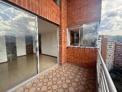 Apartamento en arriendo en Los Balsos, Medellín · foto 5 de 20