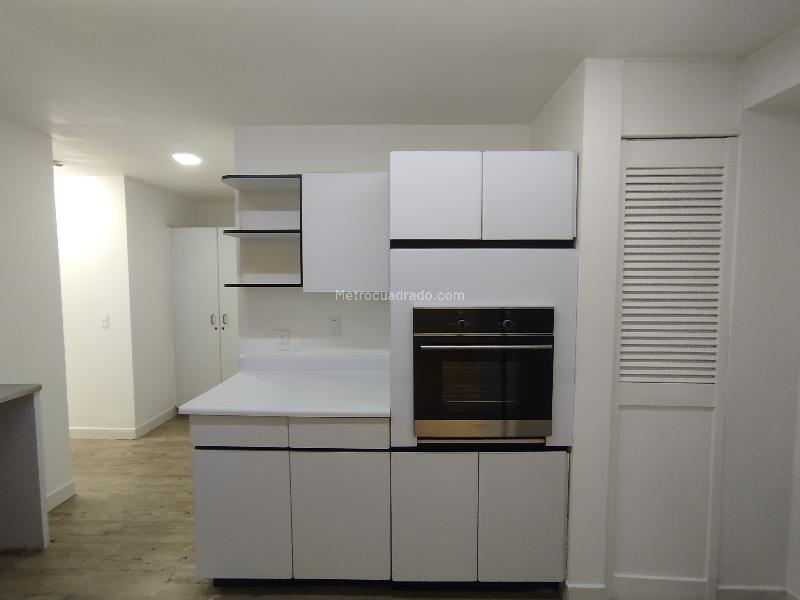 Apartamento de 3 Alcobas con 3 Baños en El Poblado, Transversal Superior - 3