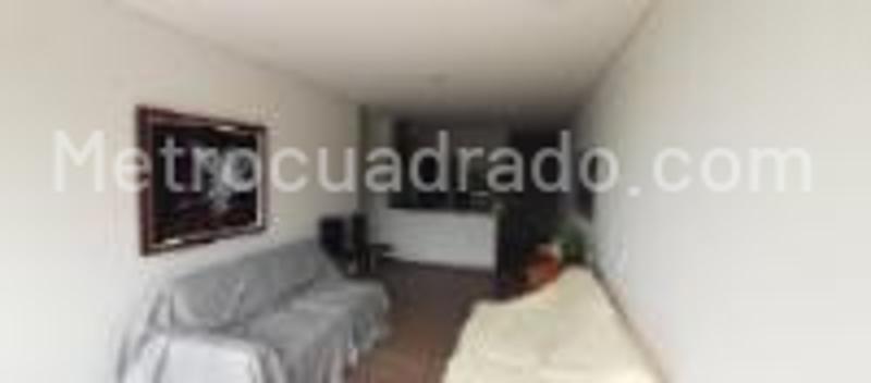 2BR Apartment in El Retiro (66 m²) - 2