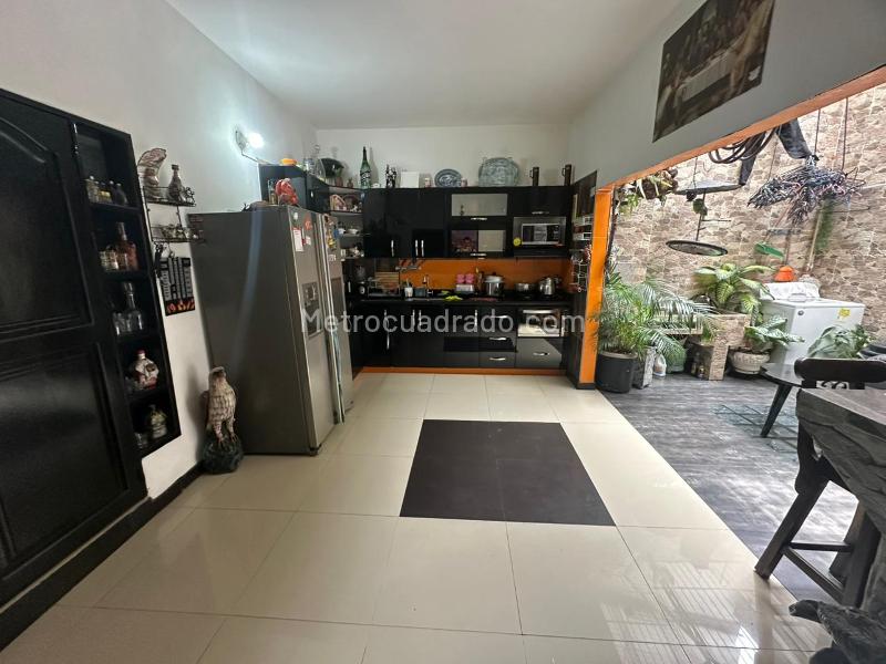 Casa Dúplex Amplia de 5 Alcobas en Aranjuez